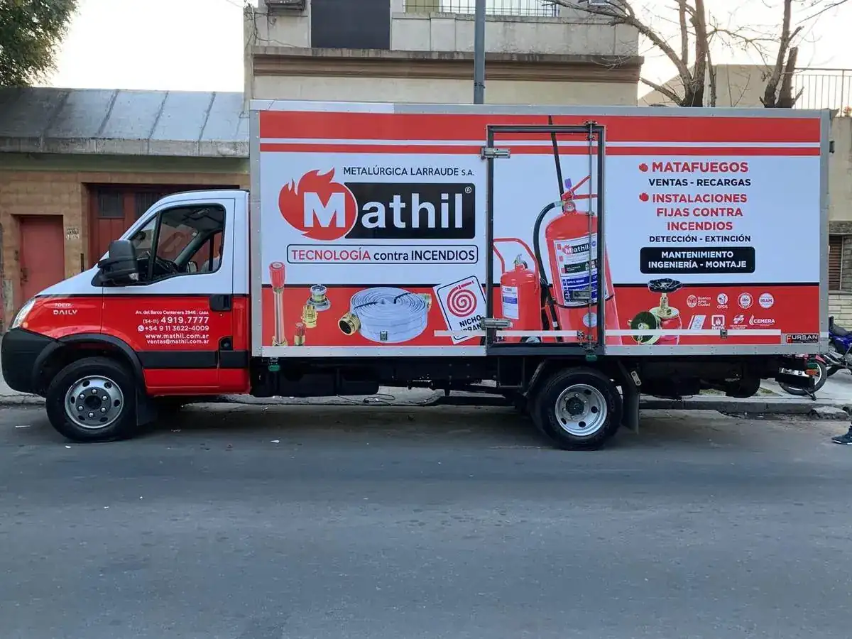 Camión IVECO Daily MATHIL